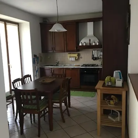 Angolo Di Lago